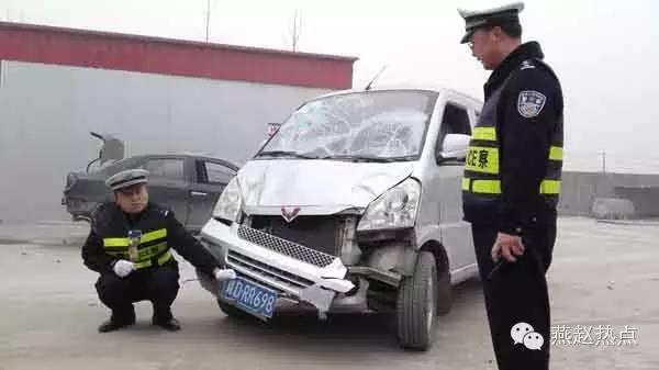 邯郸一男子酒驾 撞向人群致1死3伤