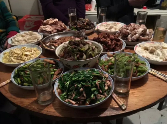 媒体曝上海姑娘返乡日记:在东北婆家的第一个年