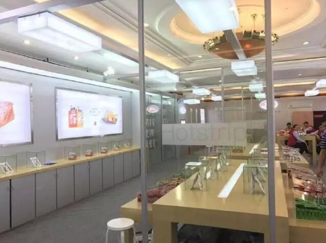 河南一辣条变身零食之王 设计风格逆天远销海外